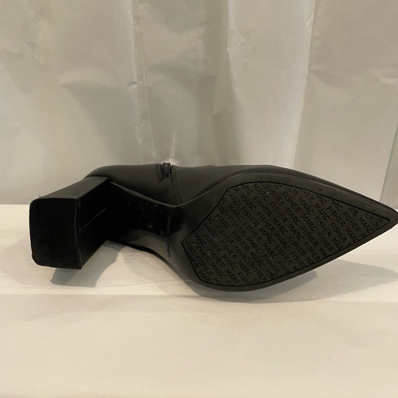 Marc Fisher Glorify black booties size 8 - Picture 6 of 11
